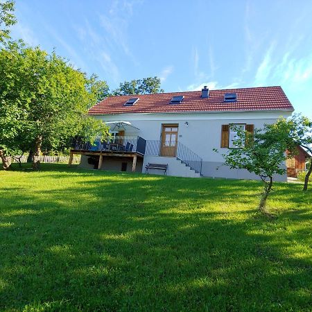 Ferienhaus zur Opernsängerin Hartberg Exterior foto
